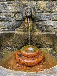 Brunnen im Chalice Well Garten