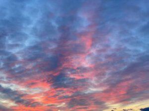 magisches Wetter, Zuckerwatte-Himmel, sicher auch während der Rauhnächte 2024