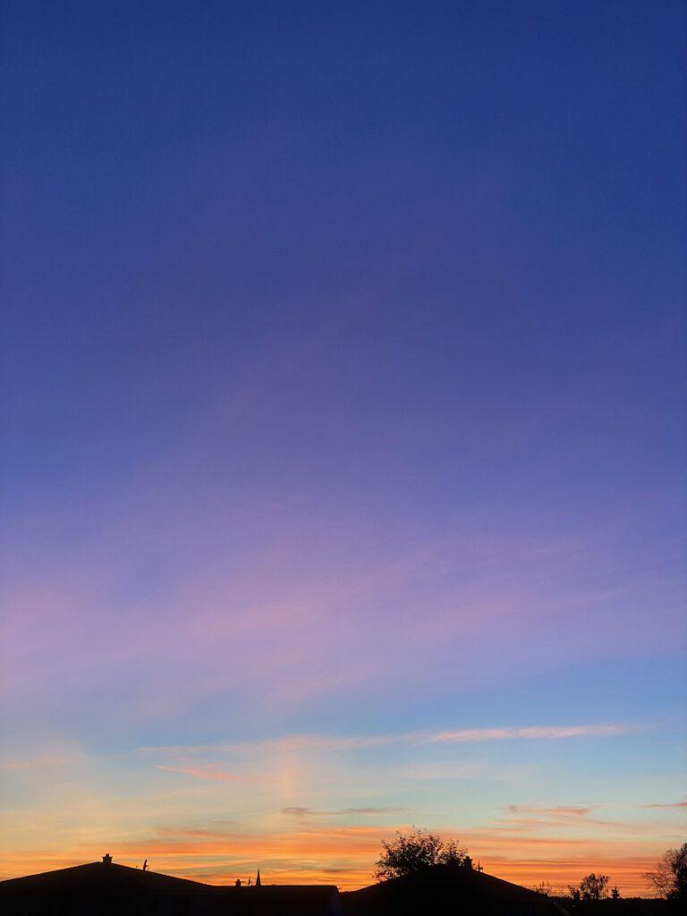 Sonnenuntergang im Herbst in Weißenhorn